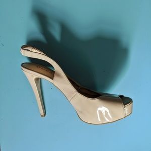 Cream GUESS Heels